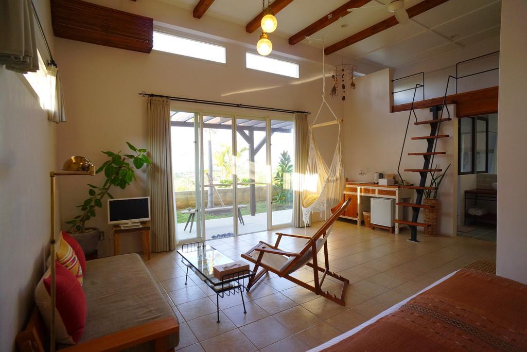 Somos Bed and Breakfast Kunigami Buitenkant foto
