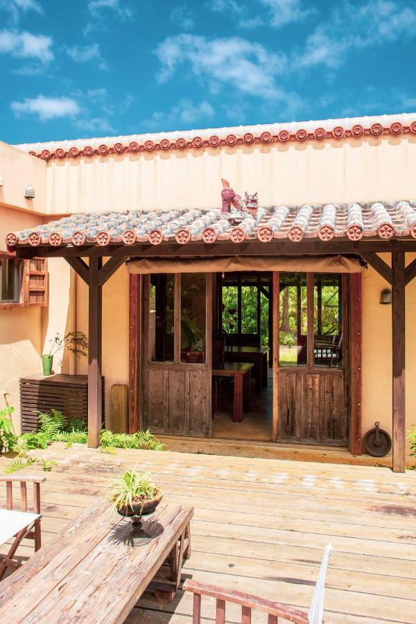 Somos Bed and Breakfast Kunigami Buitenkant foto